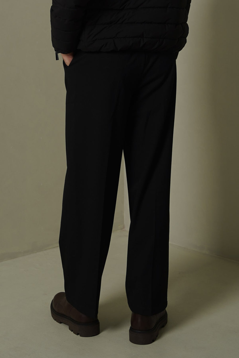 BLACK DOUBLE PLEAT TAILORED PANTS