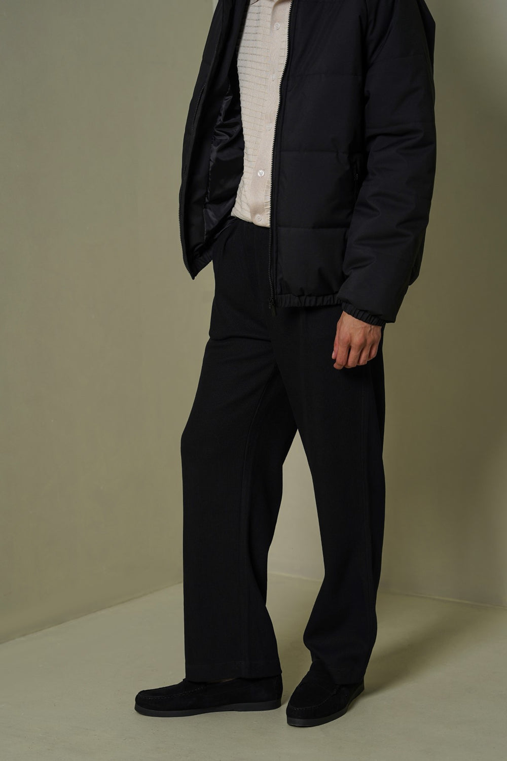 BLACK KNITTED LOOSE PANTS