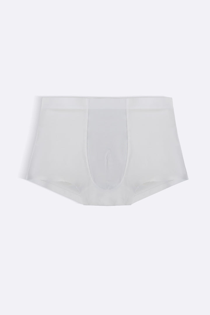 WHITE SEAMLESS BOXERS