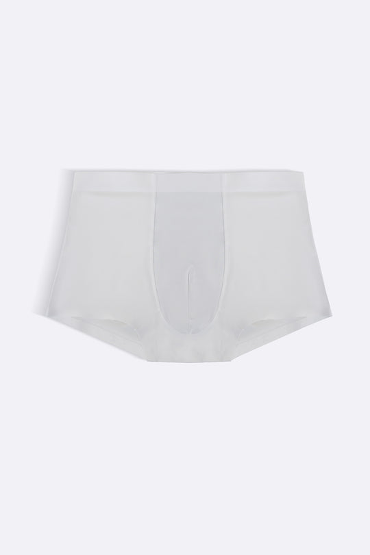 WHITE SEAMLESS BOXERS