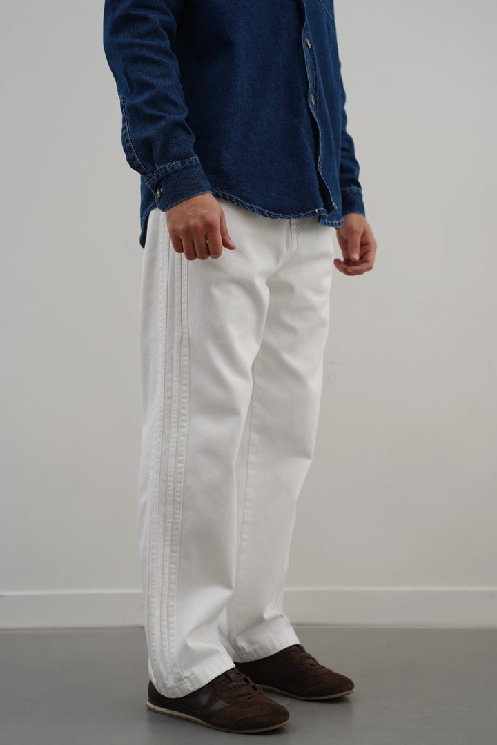 WHITE SPORTY TWILL JEANS