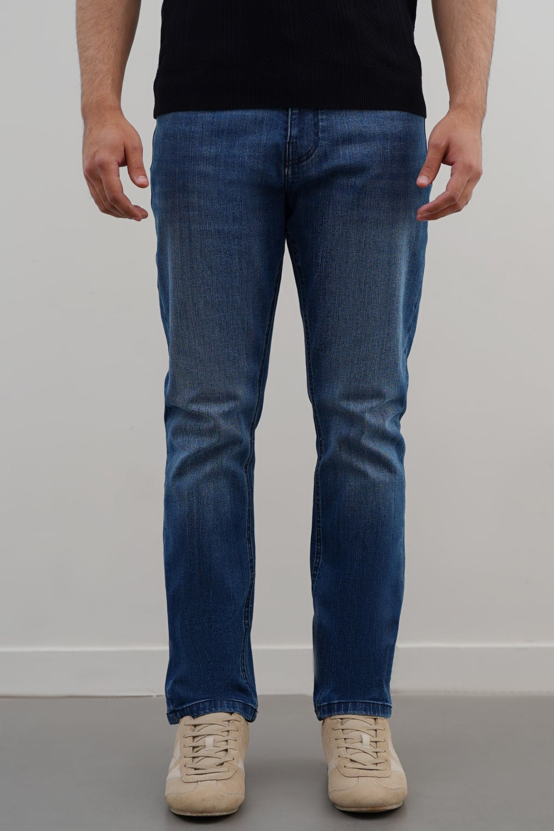 INDIGO SLIM-FIT JEANS