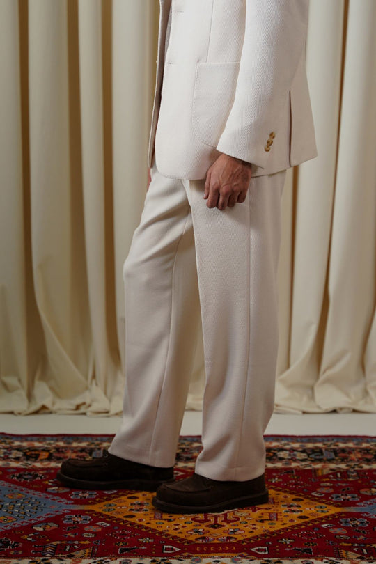 OFF WHITE TEXTURED ADJUSTABLE PANTS