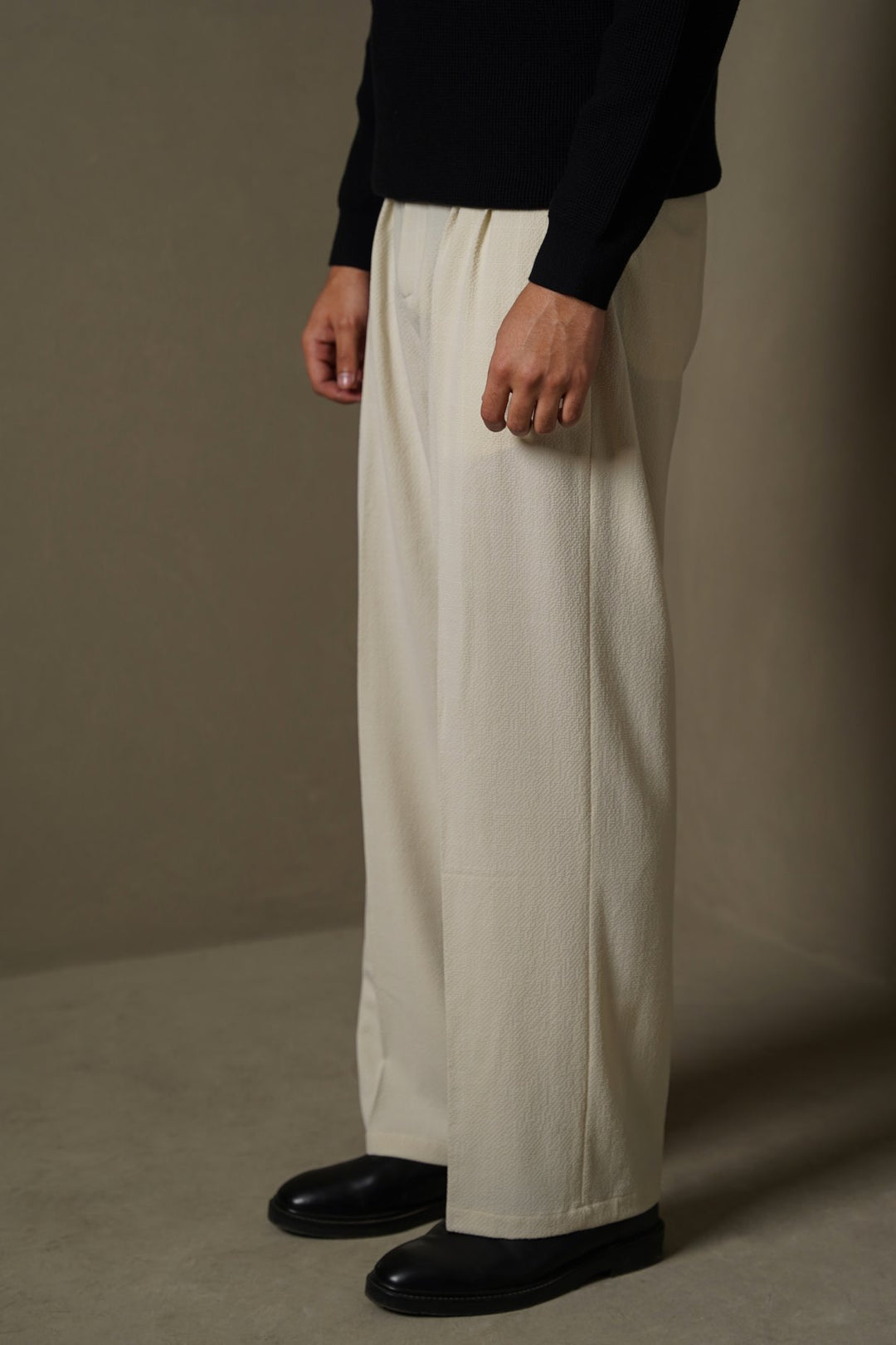 BEIGE LOOSE TAILORED PANTS