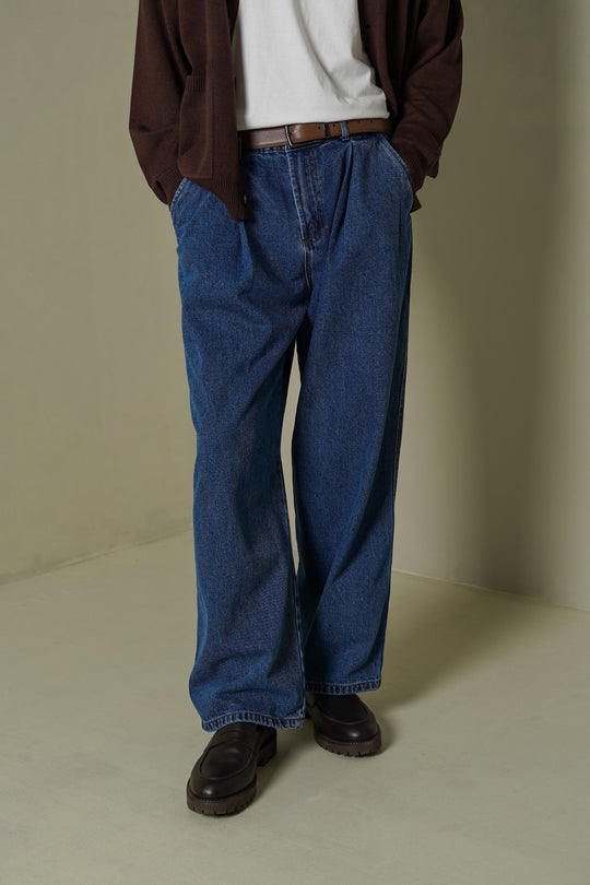 3D PLEAT DENIM PANTS