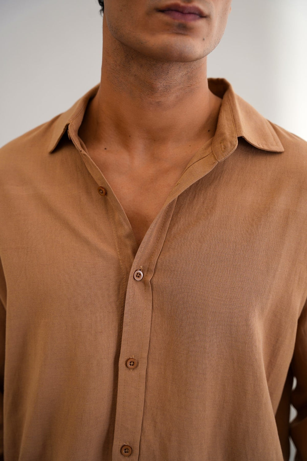 KHAKI OVERSIZED LINEN SHIRT