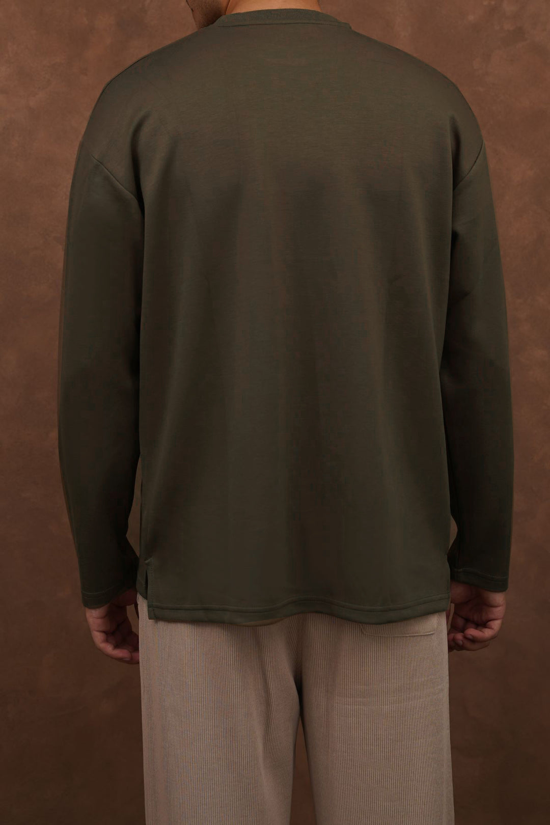 OLIVE FULL SLEEVES TEE