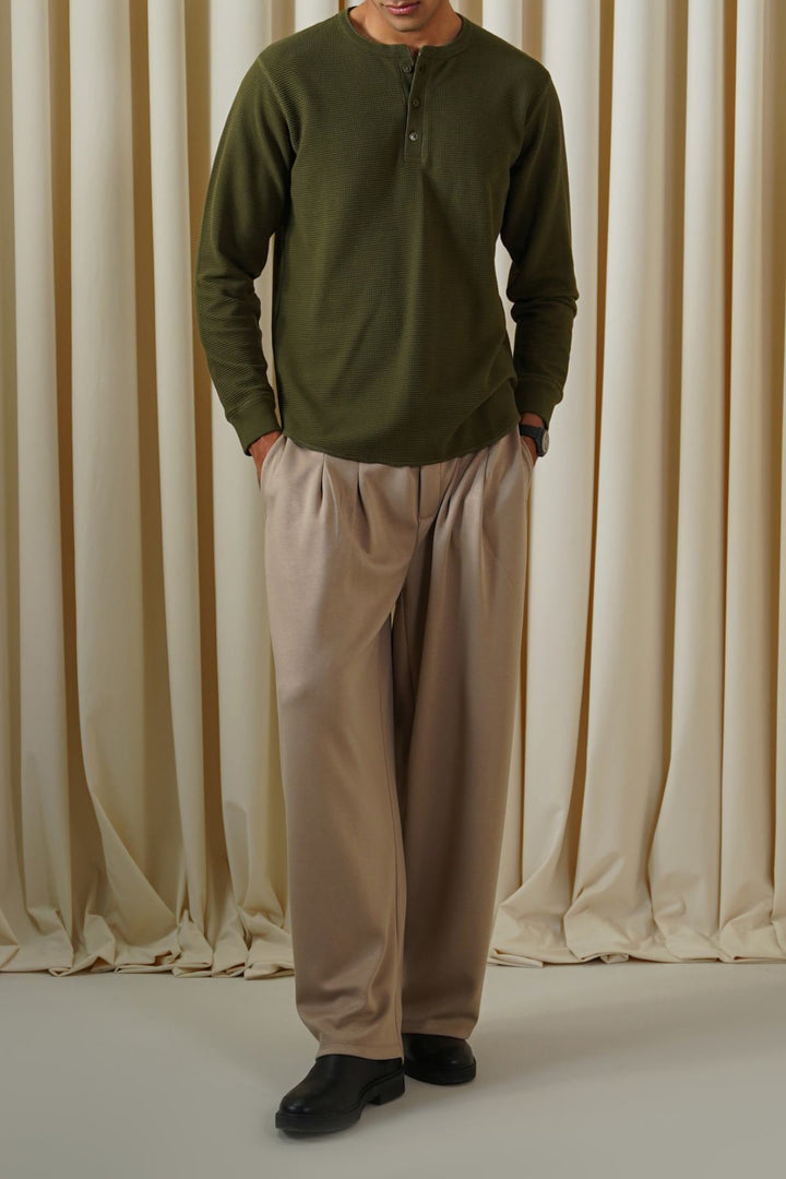 OLIVE WAFFLE KNIT T-SHIRT