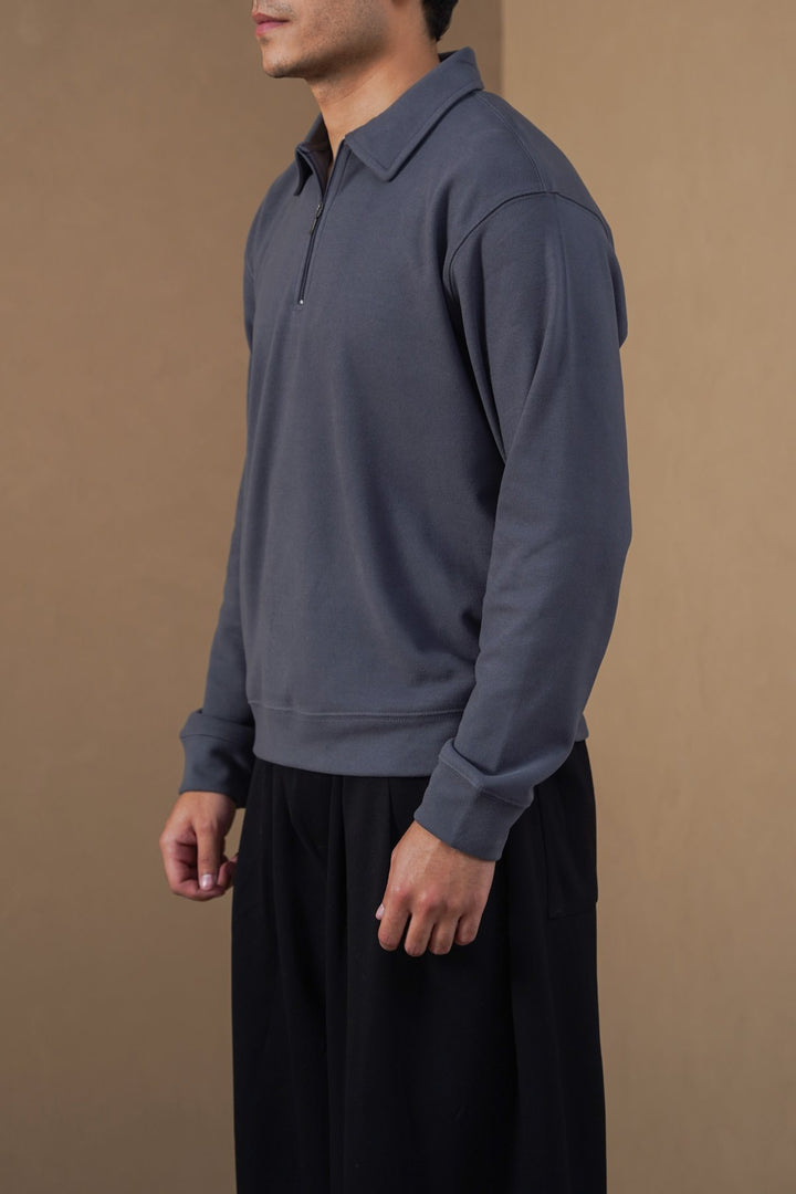 GREY ZIPPER POLO SWEATSHIRT