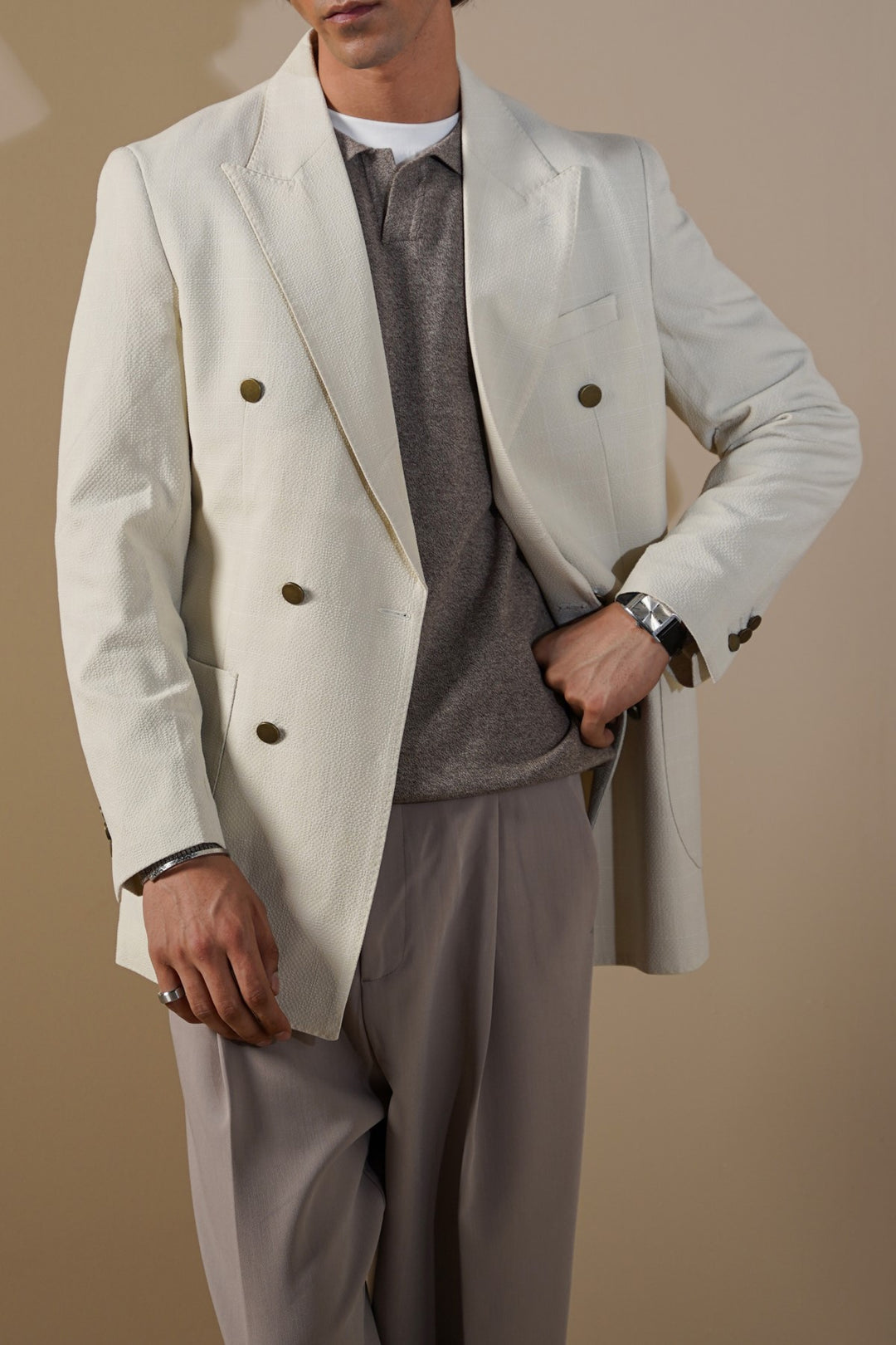 BEIGE TAILORED LIGHT BLAZER