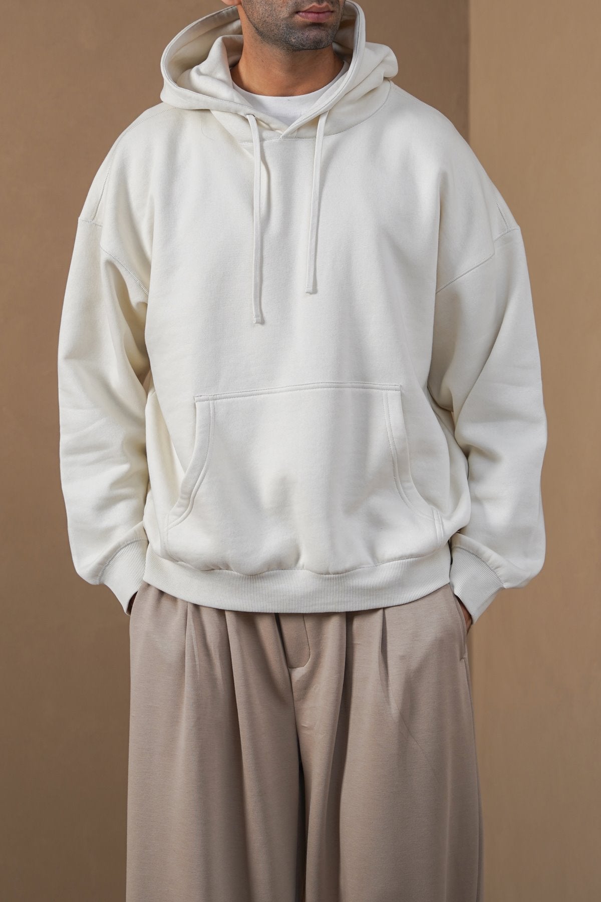 CLASSIC OVERSIZED HOODIE – Lama Retail