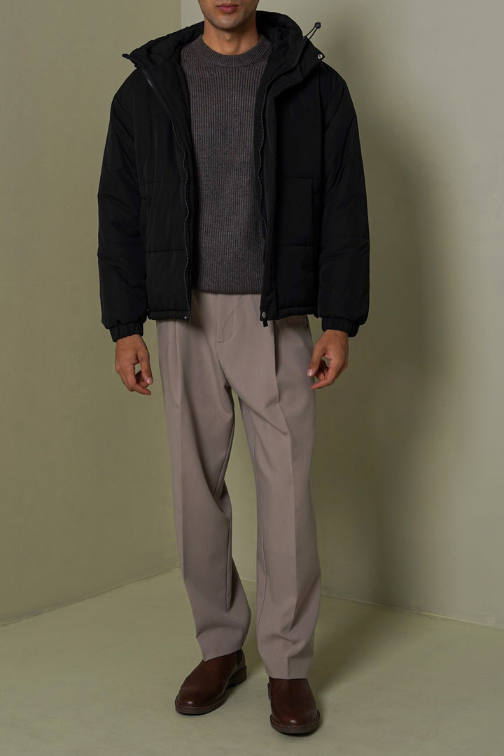 BLACK HOODED PUFFER JACKET