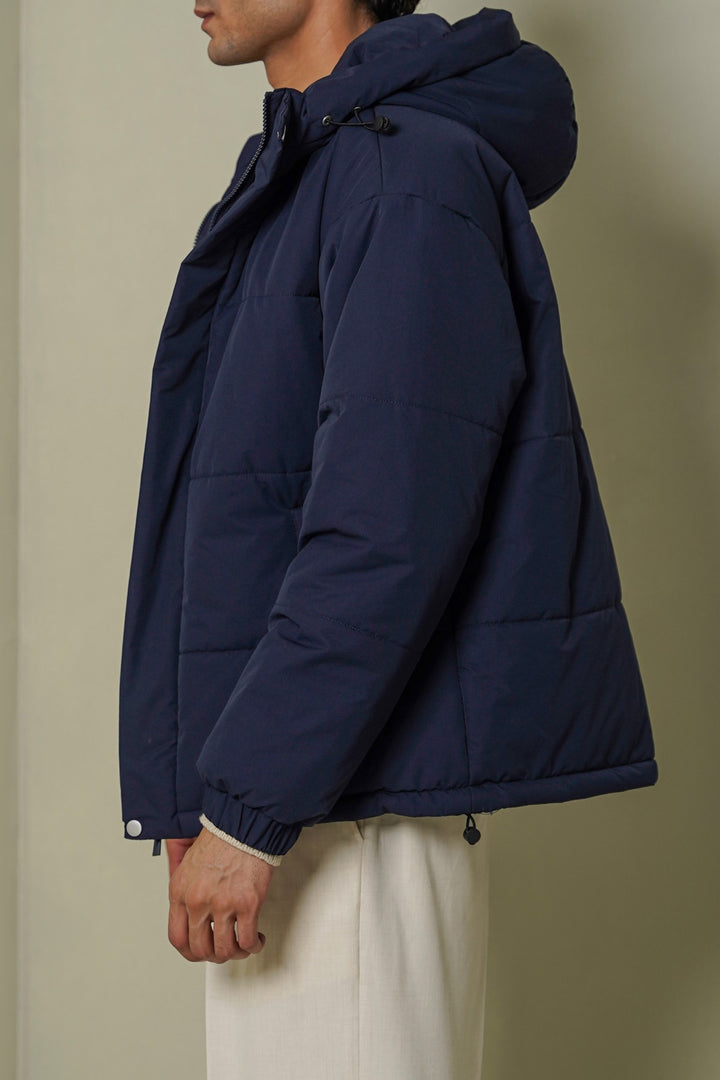 NAVY HOODED PUFFER JACKET