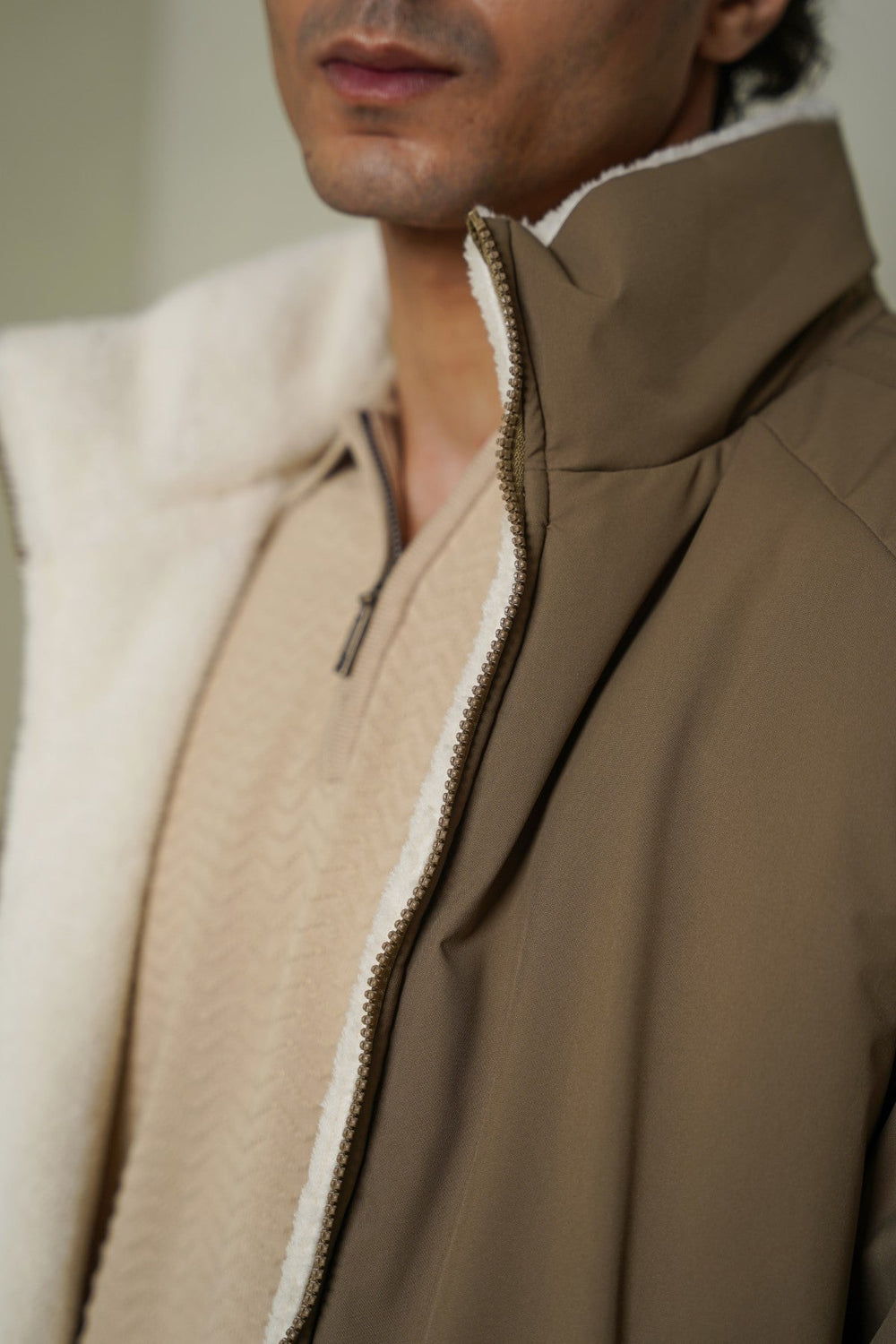 BROWN REVERSIBLE SHERPA PUFFER