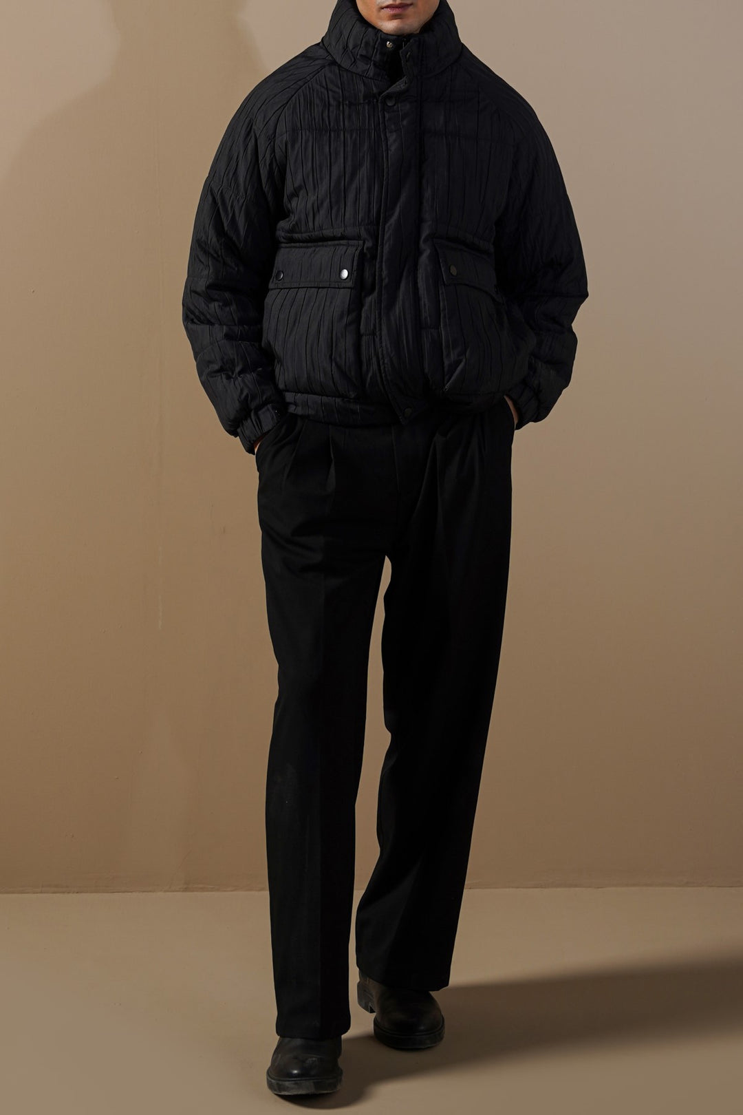 BLACK TEXTURED PUFFER JACKET