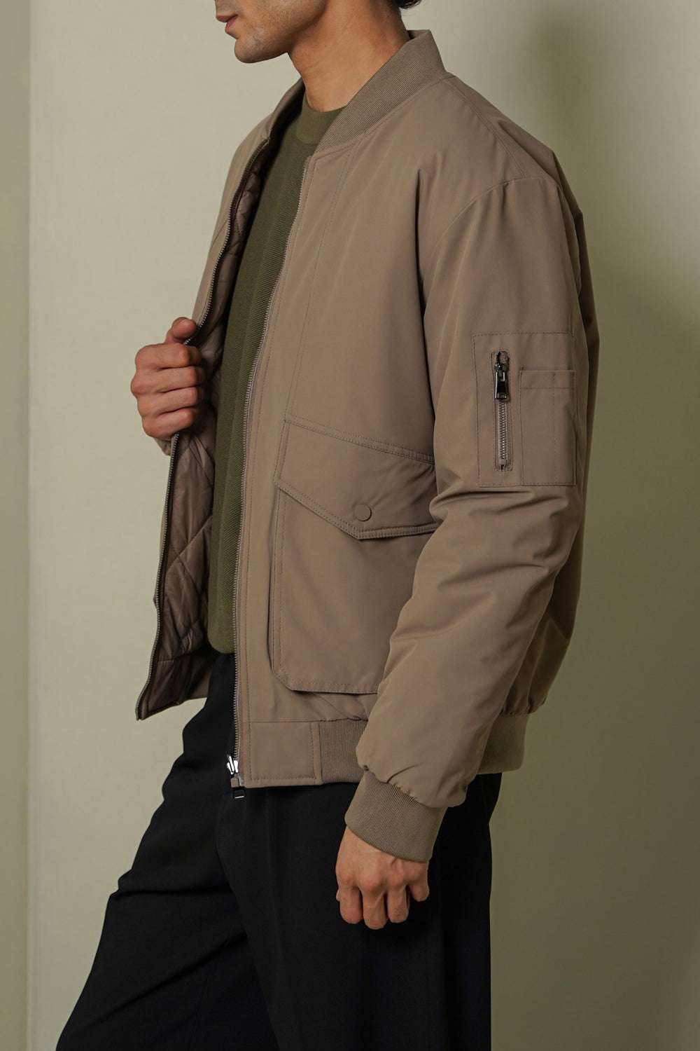 BEIGE REVERSIBLE BOMBER JACKET