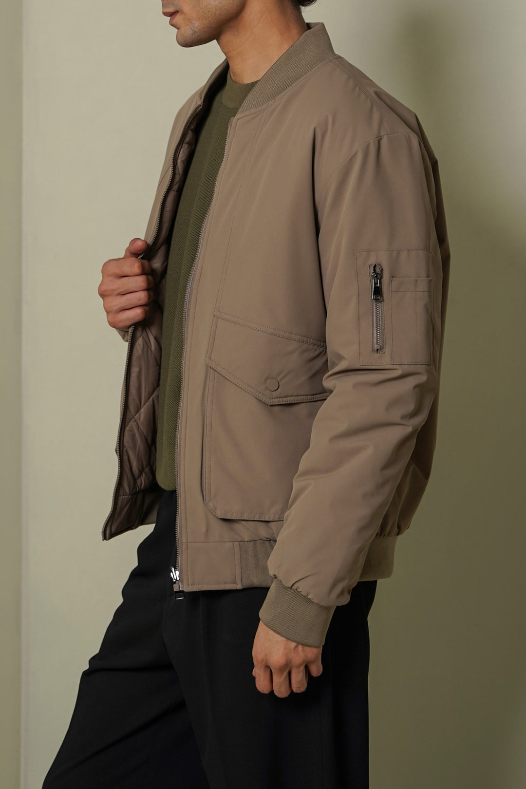 BEIGE REVERSIBLE BOMBER JACKET