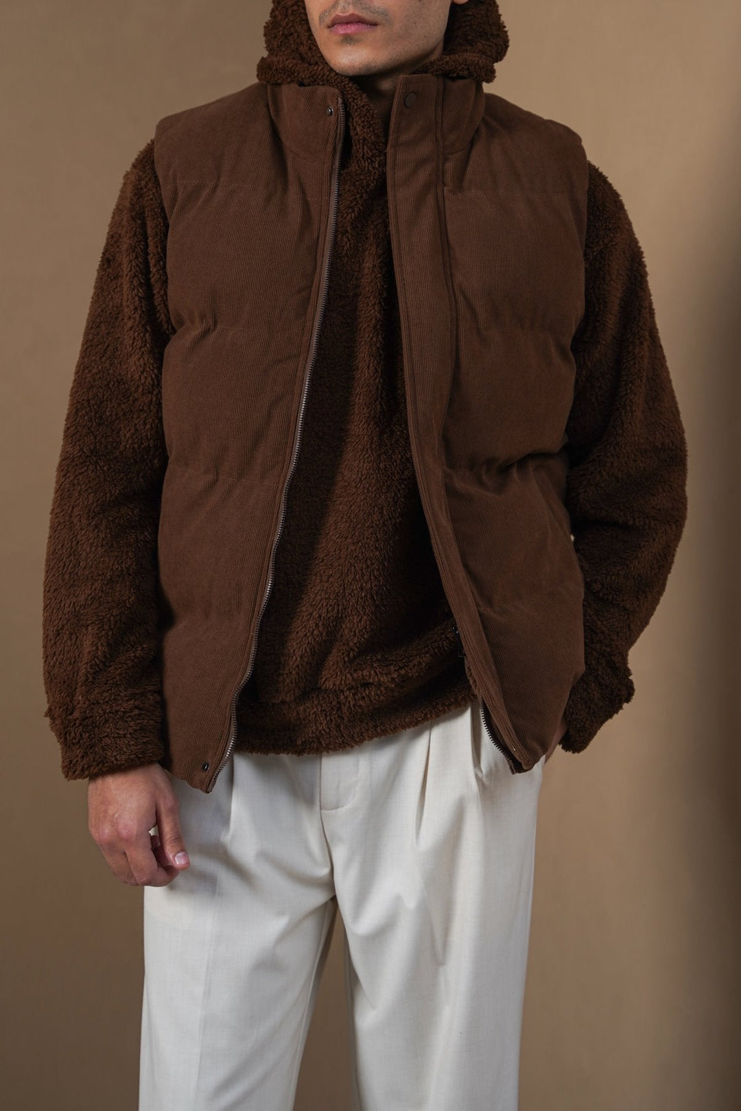 CHOCOLATE CORDUROY PUFFER GILET