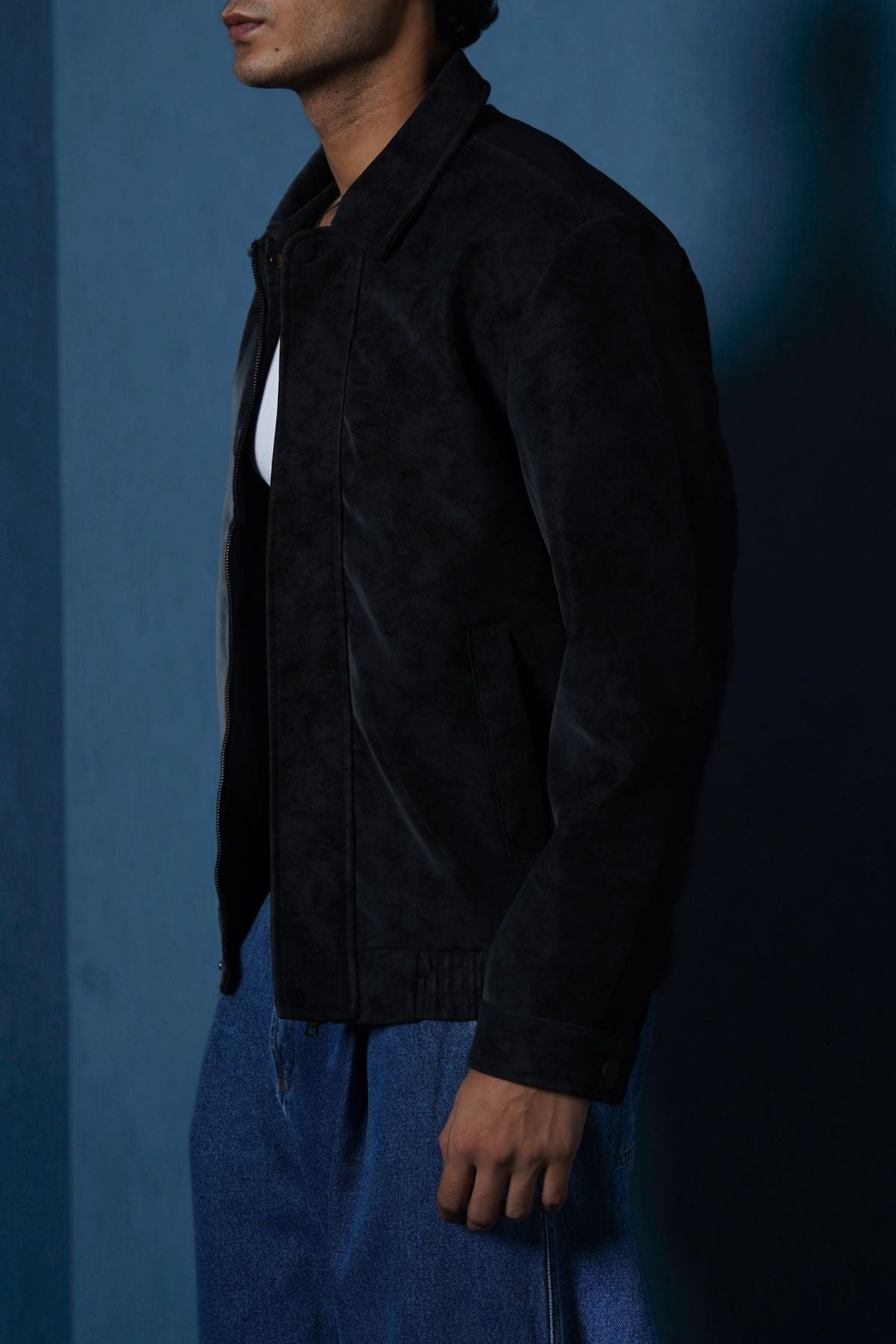 BLACK TEXTURED JACKET