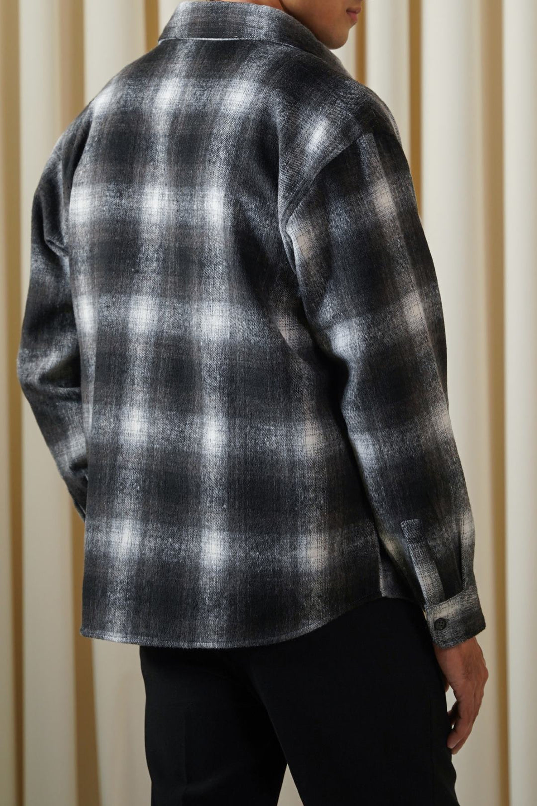 GREY PLAID FLANNEL SHACKET