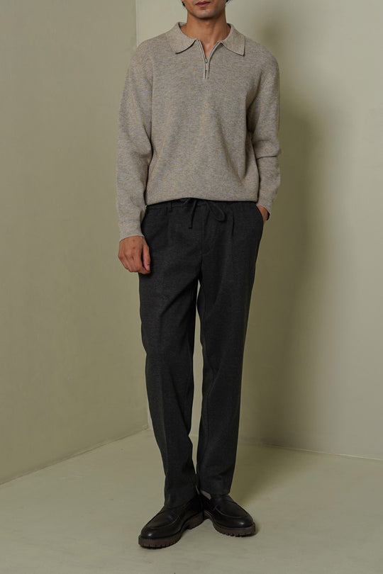 BEIGE CLASSIC COLLAR SWEATER