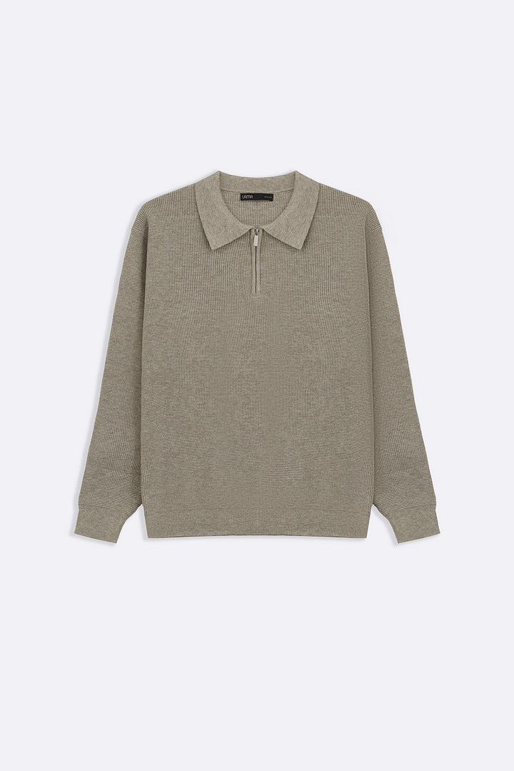 BEIGE CLASSIC COLLAR SWEATER