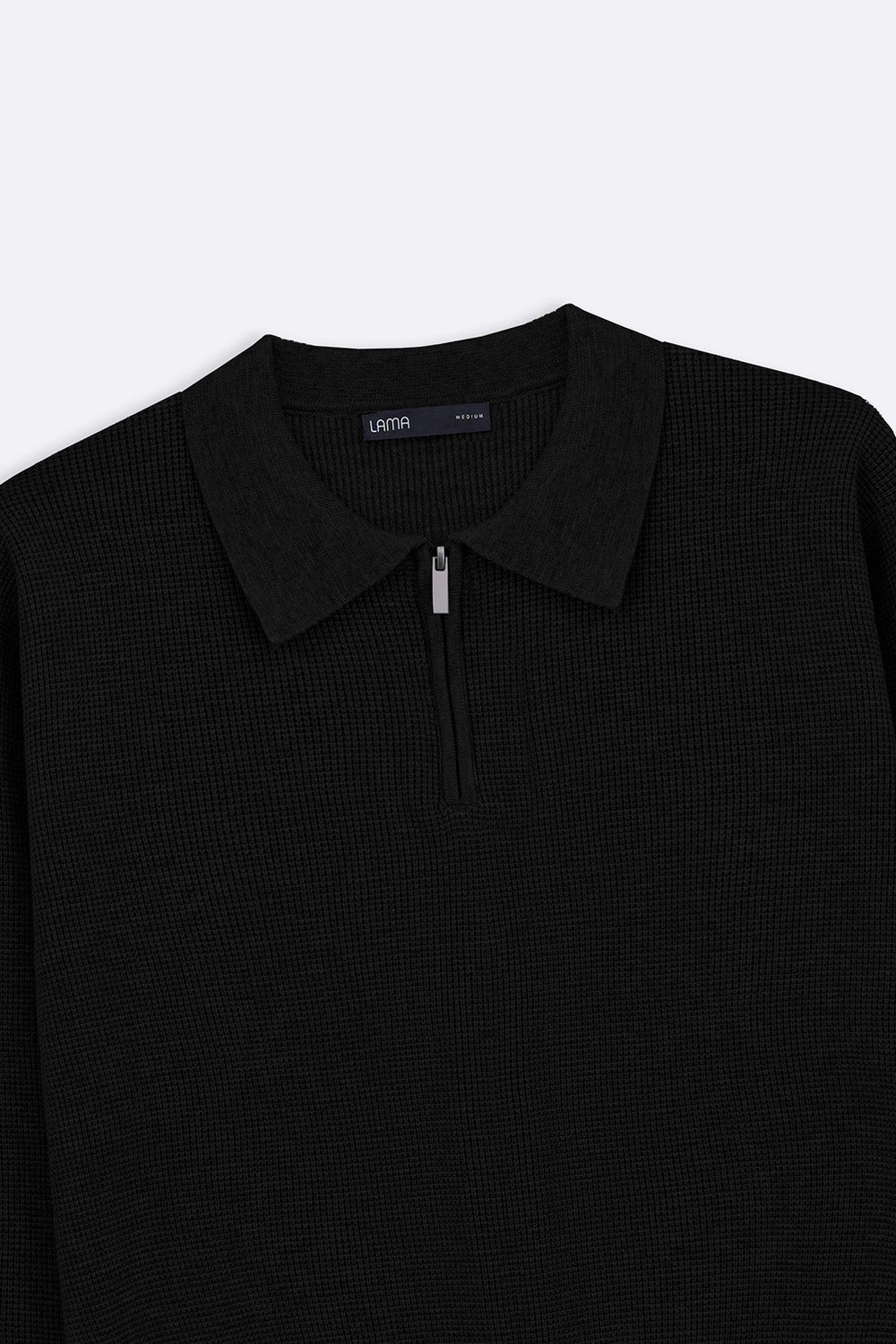 BLACK CLASSIC COLLAR SWEATER