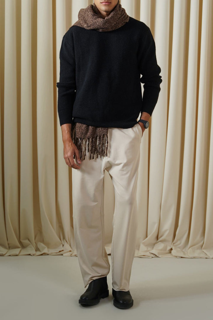 BLACK WAFFLE KNIT SWEATER