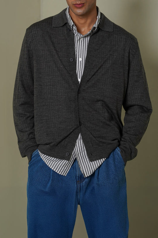 CHARCOAL BUTTON-DOWN CARDIGAN
