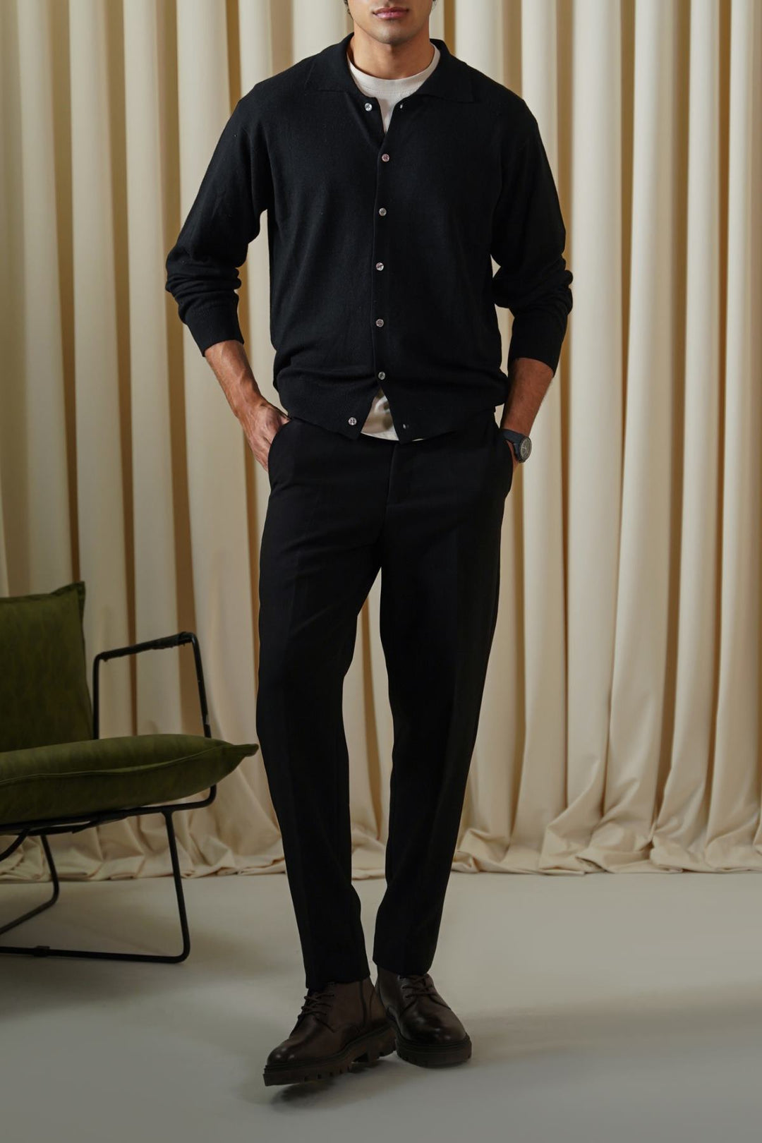 BLACK CLASSIC CARDIGAN