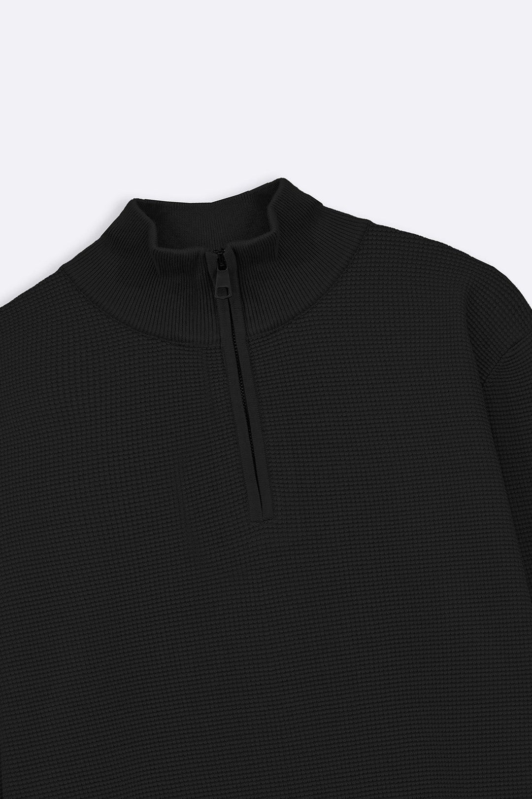 BLACK TEXTURED JUMPER