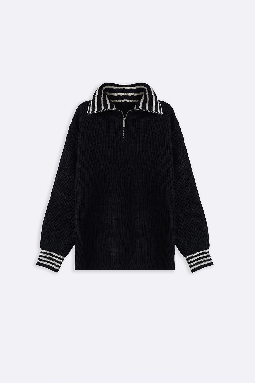 BLACK WHITE EASY MOCK-NECK PULLOVER
