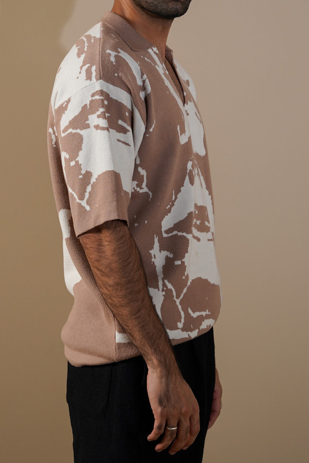 KHAKI HALF SLEEVES SWEATER