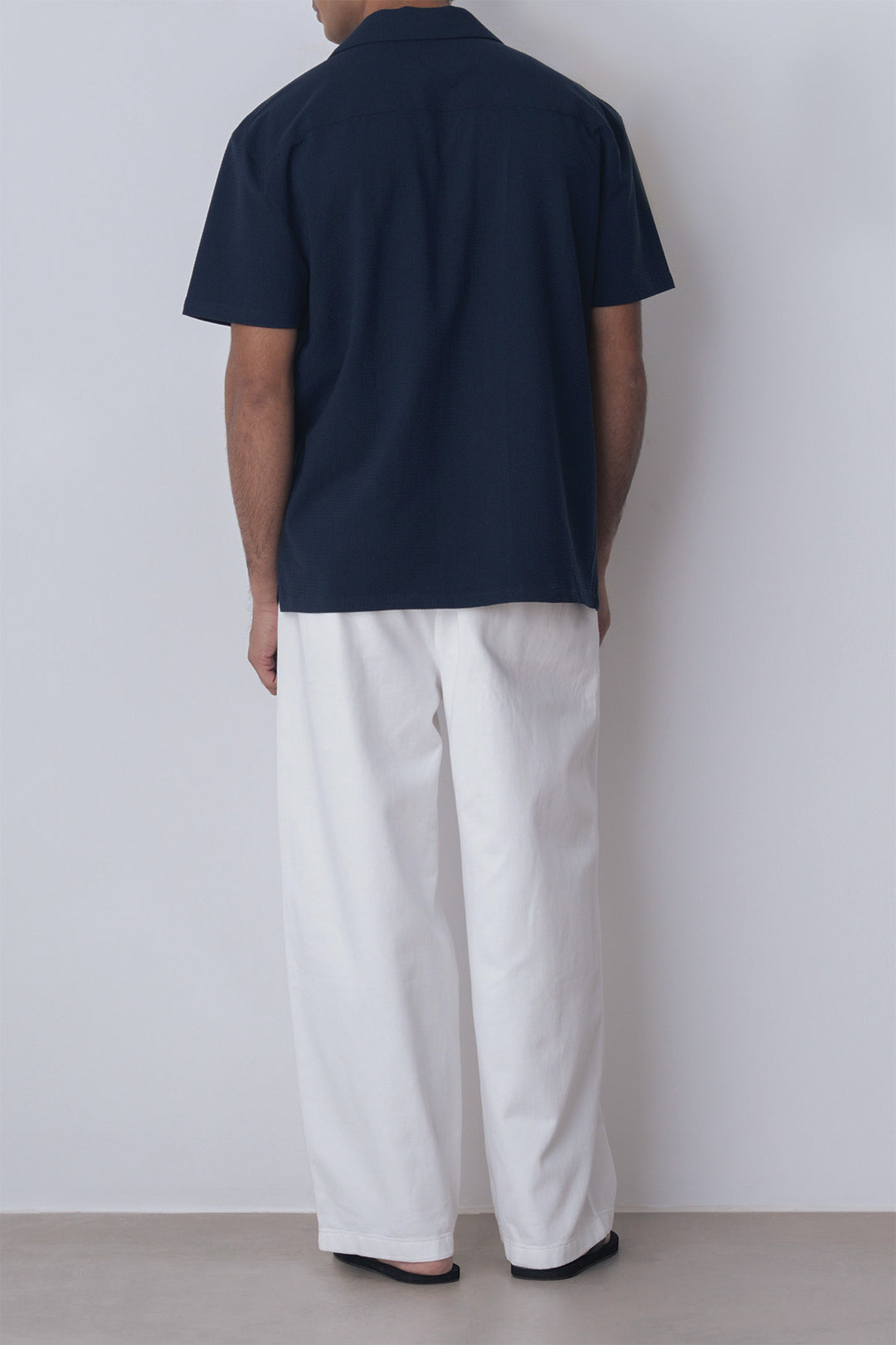 PLEATED BARREL PANTS