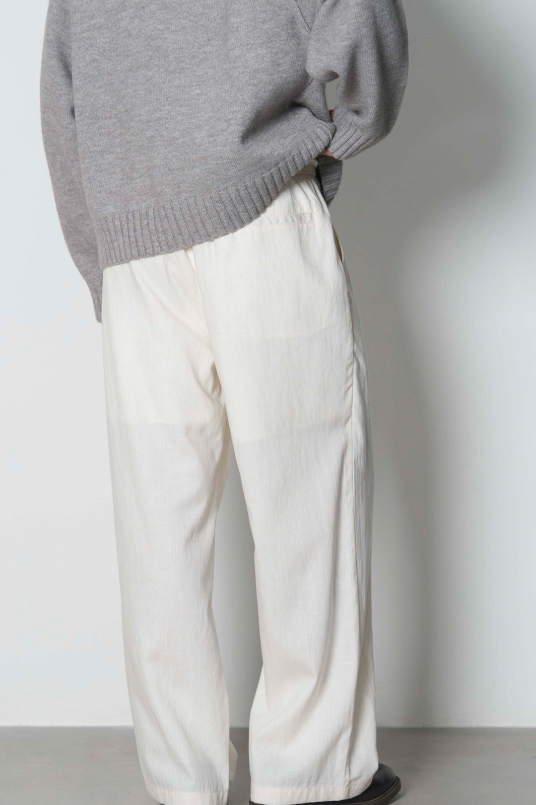 BASIC STRAIGHT PANTS