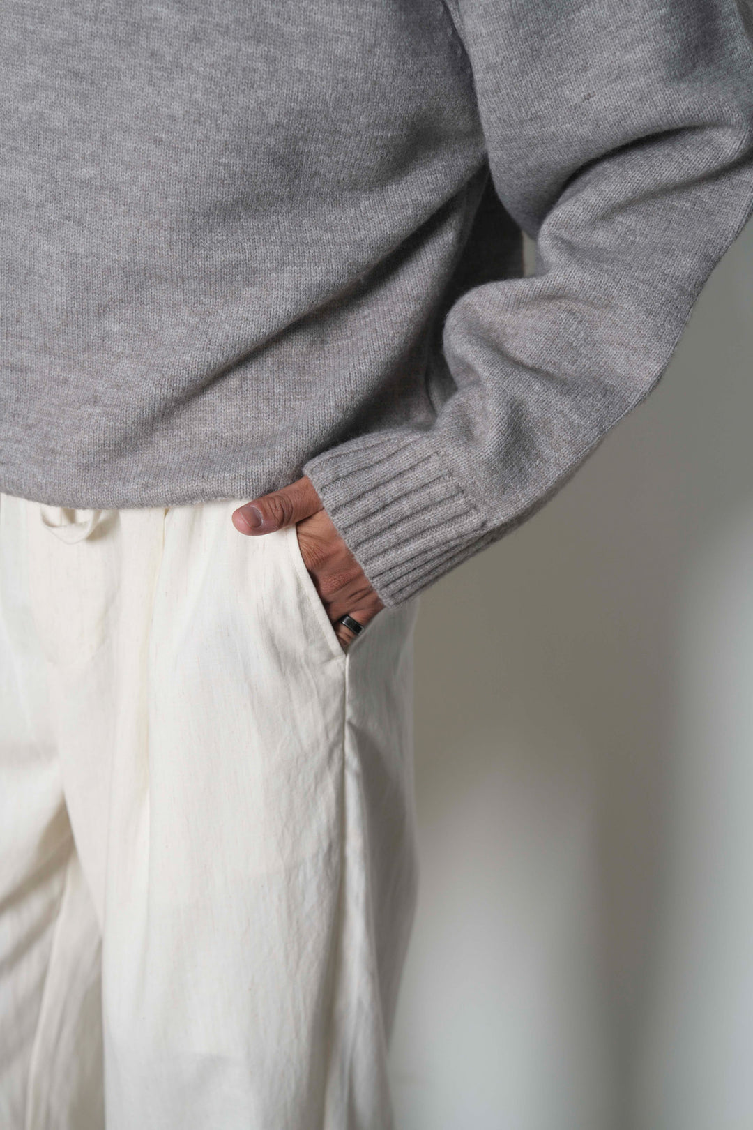 BASIC STRAIGHT PANTS