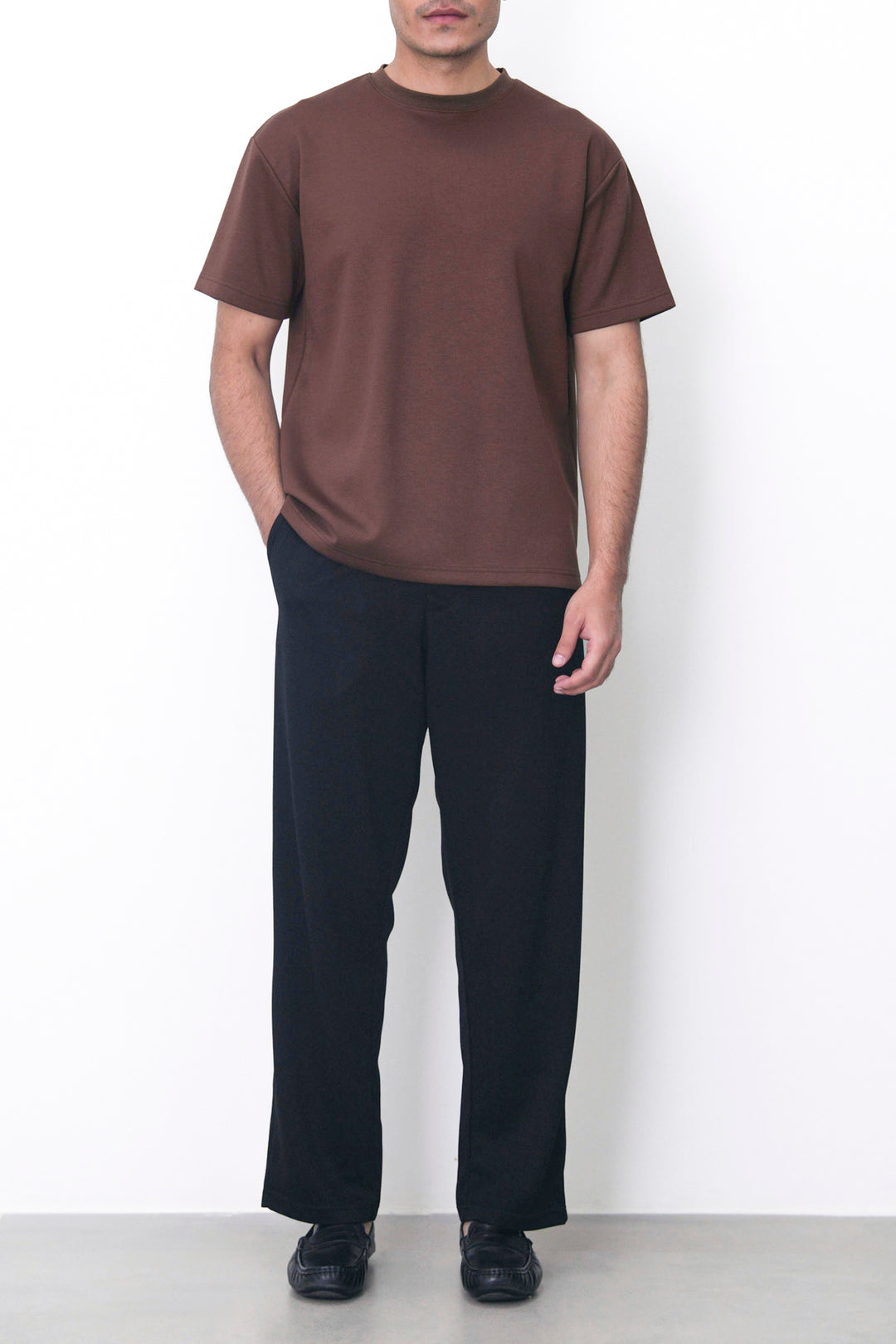 BLACK TAILORED PLEAT PANTS