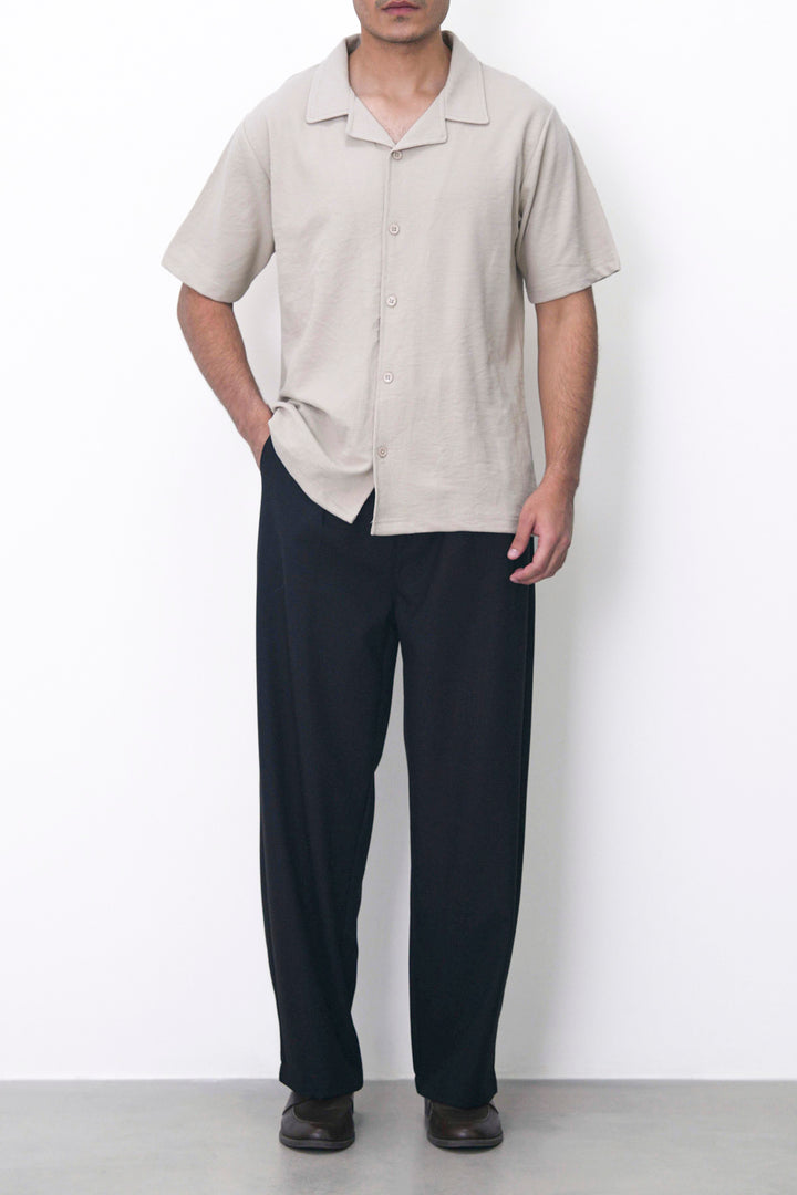 SAND TEXTURED WEEKEND SHIRT
