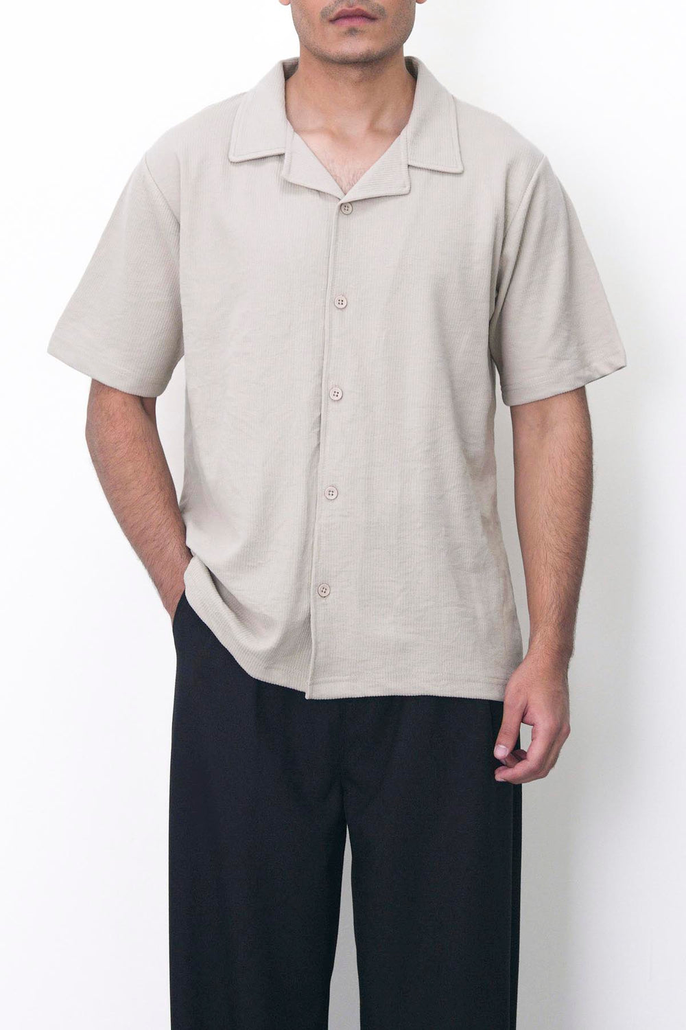 SAND TEXTURED WEEKEND SHIRT