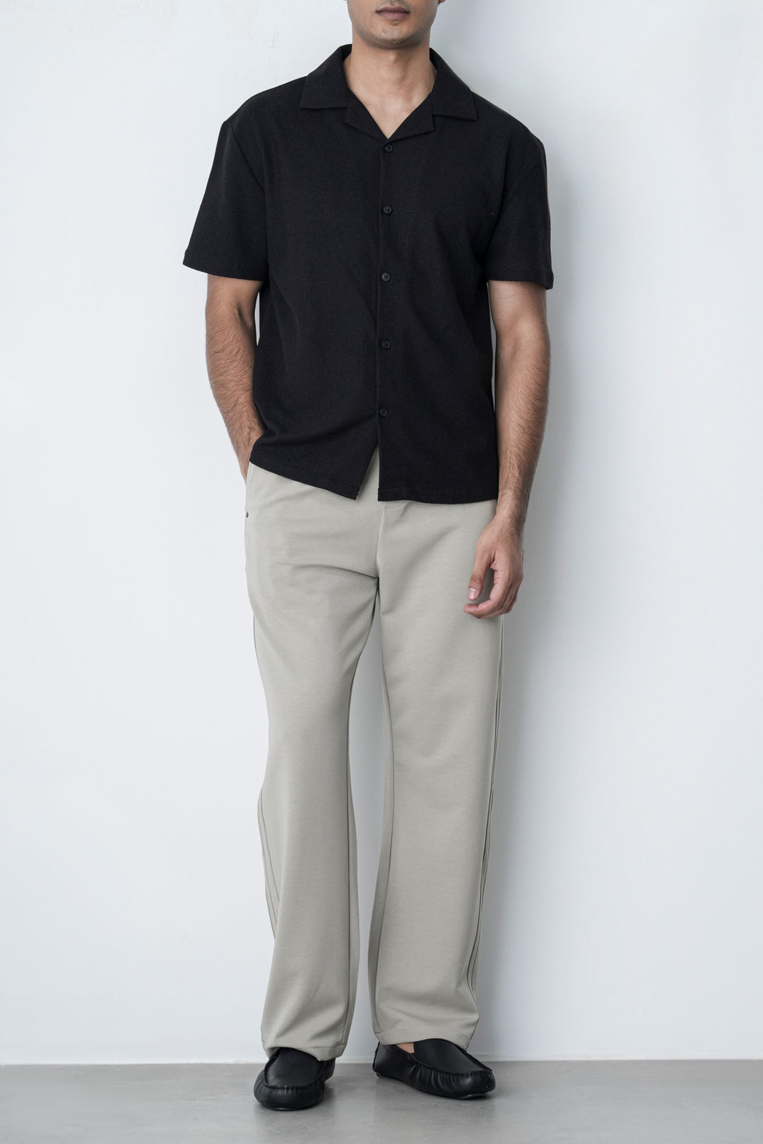 BLACK RESORT COLLAR SHIRT
