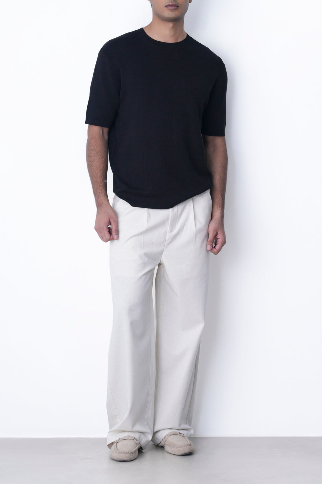 BLACK CLASSIC CREW TEE