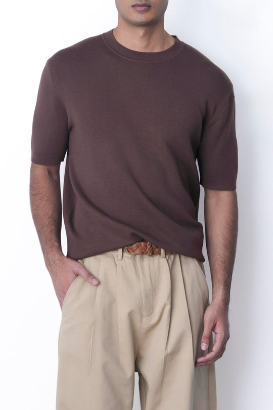 BROWN CLASSIC CREW TEE