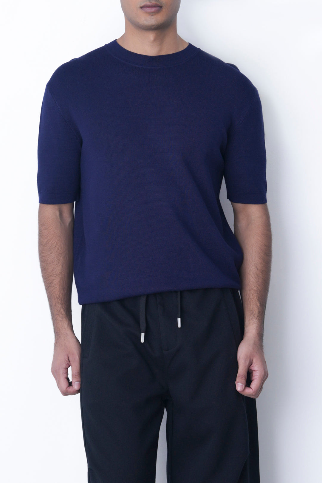 NAVY CLASSIC CREW TEE