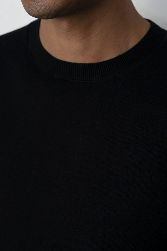 BLACK FINE KNIT TEE