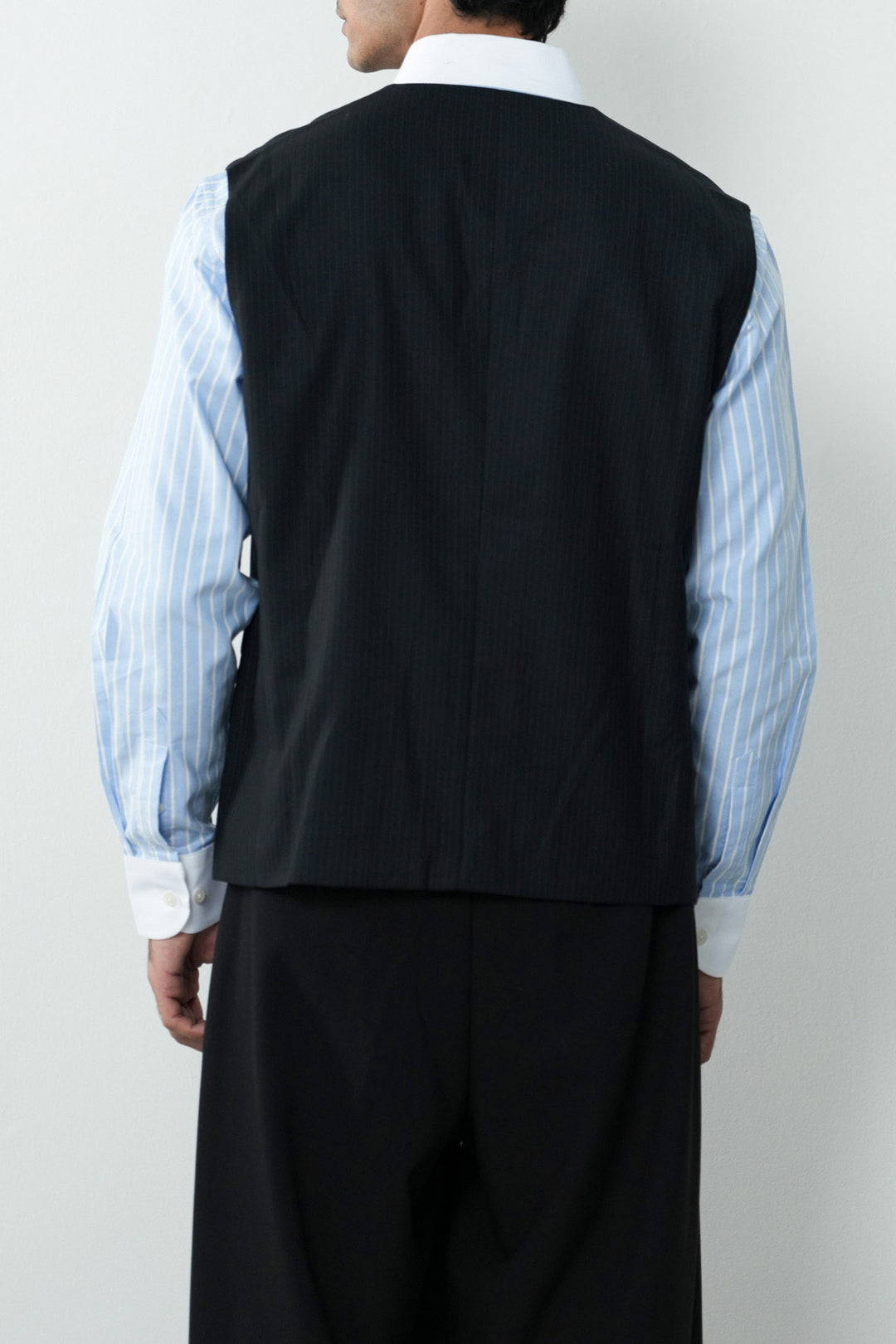 TAILORED VEST