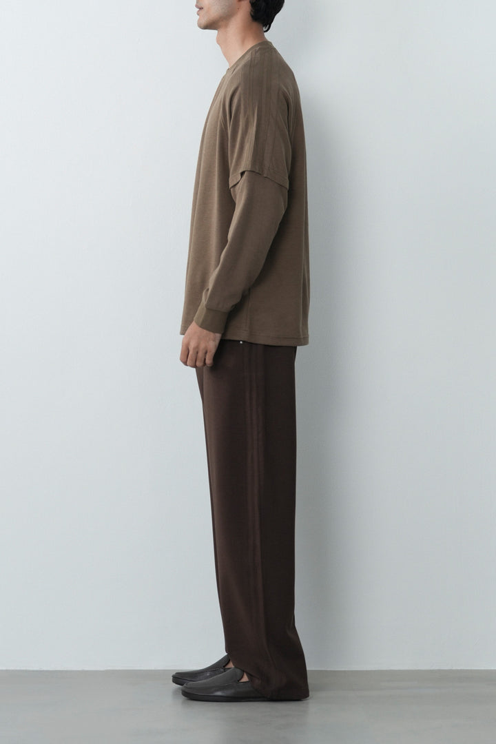 DARK BROWN DAILY RAGLAN SHIRT