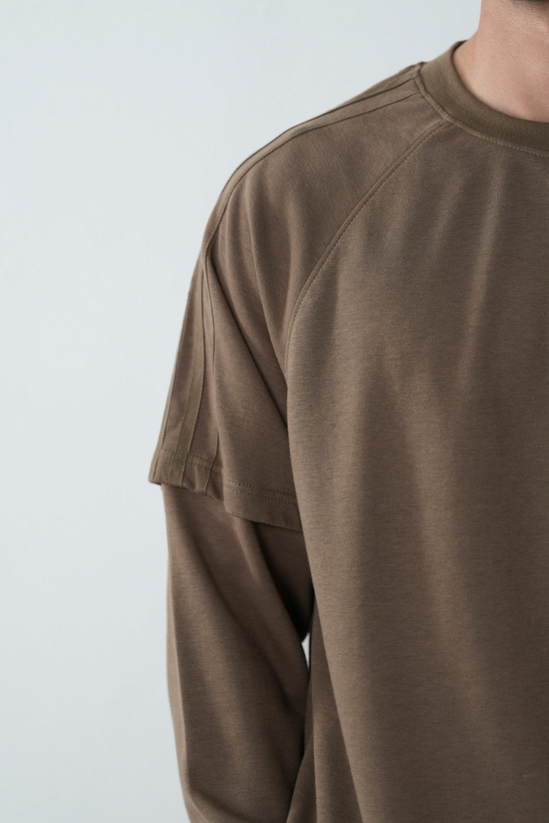 DARK BROWN DAILY RAGLAN SHIRT