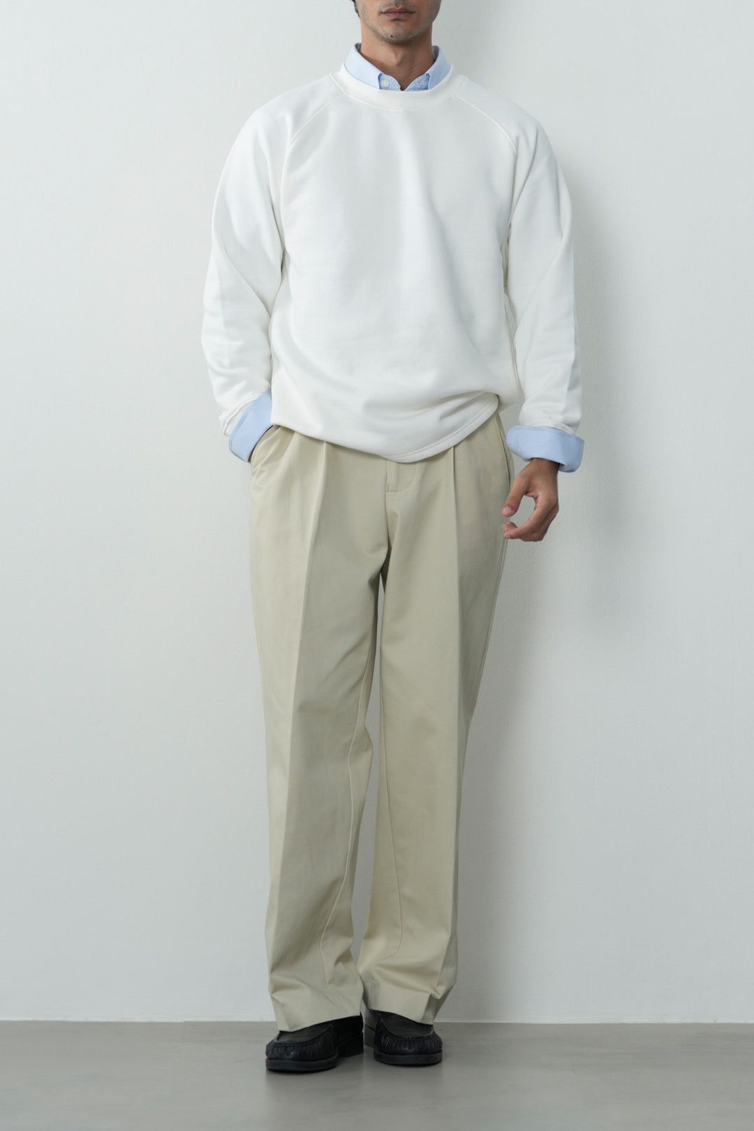 ESSENTIAL RAGLAN SWEAT