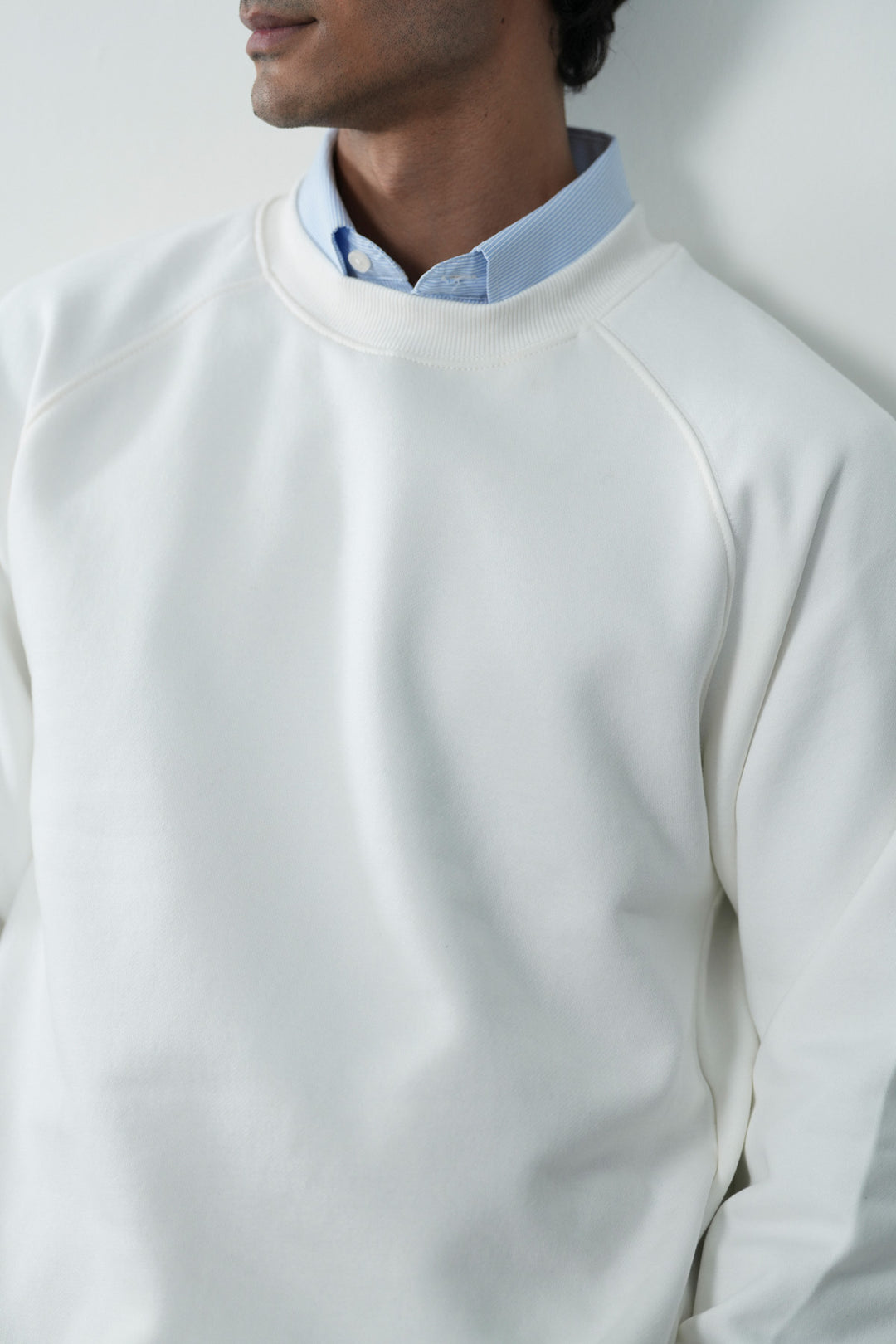 ESSENTIAL RAGLAN SWEAT
