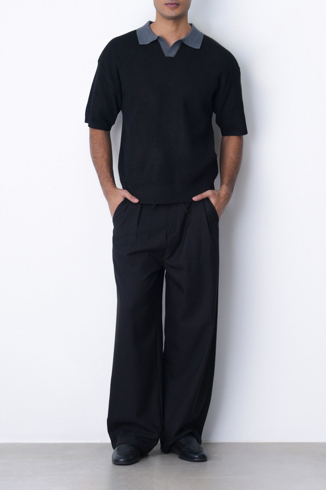 BLACK CONTRAST COLLAR POLO